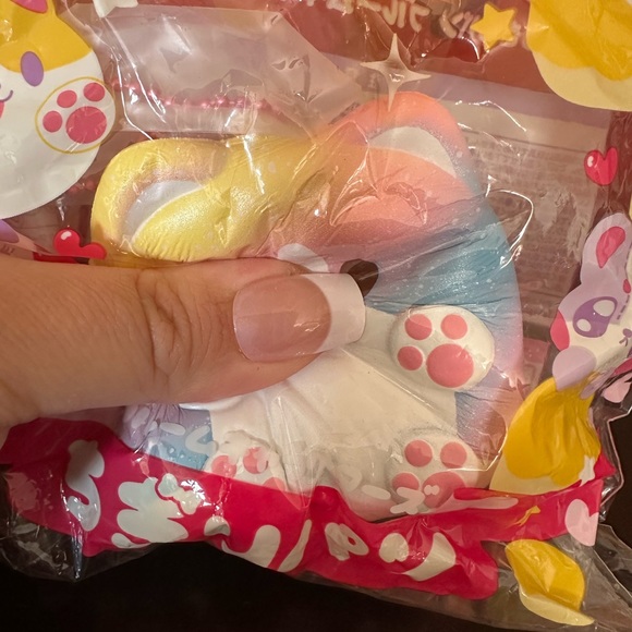 Squishy Bloom Cat - Picture 4 of 4